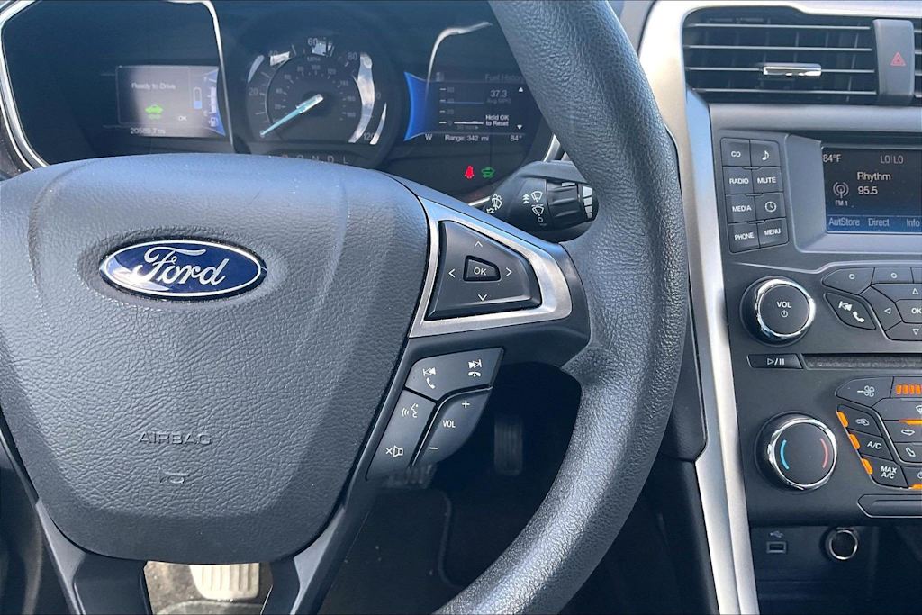 Thumbnail: 2018 Ford Fusion - 25