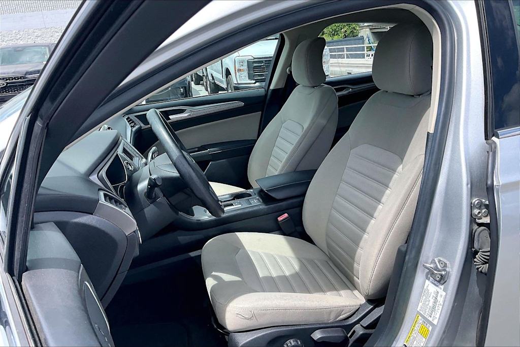 Thumbnail: 2018 Ford Fusion - 11