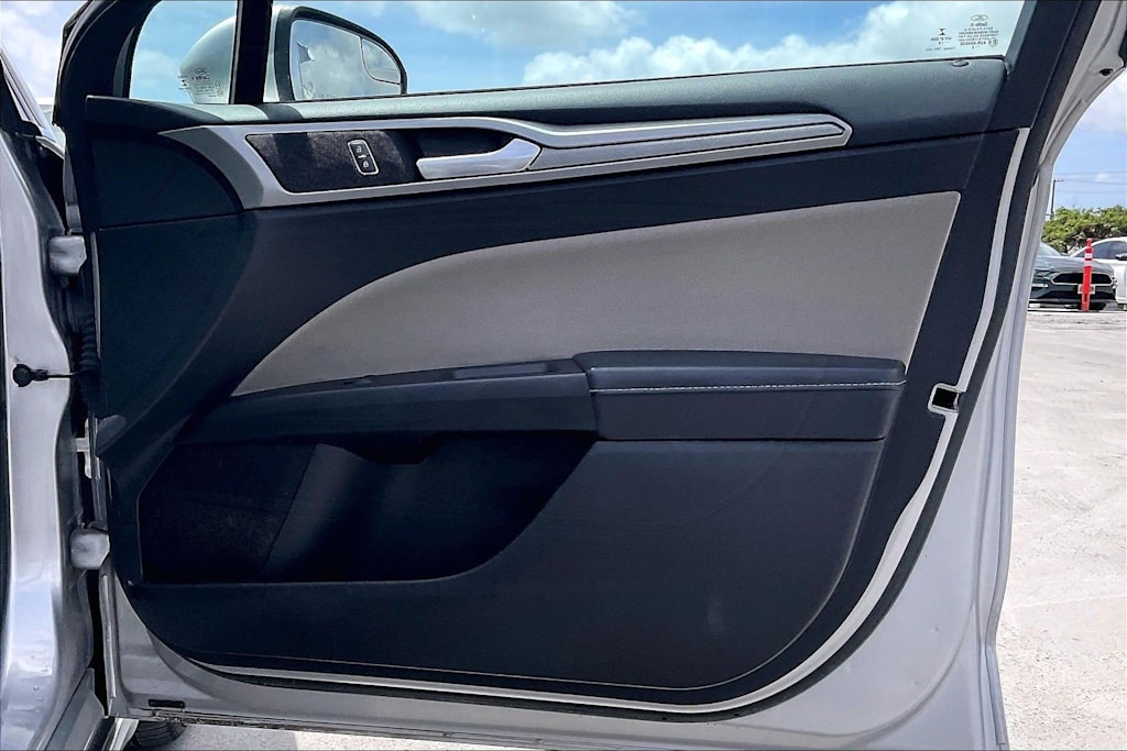 Thumbnail: 2018 Ford Fusion - 28