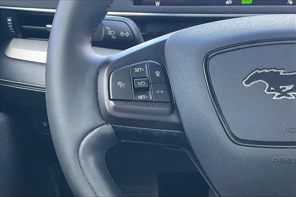 Thumbnail: 2022 Ford Mustang Mach-E - 24