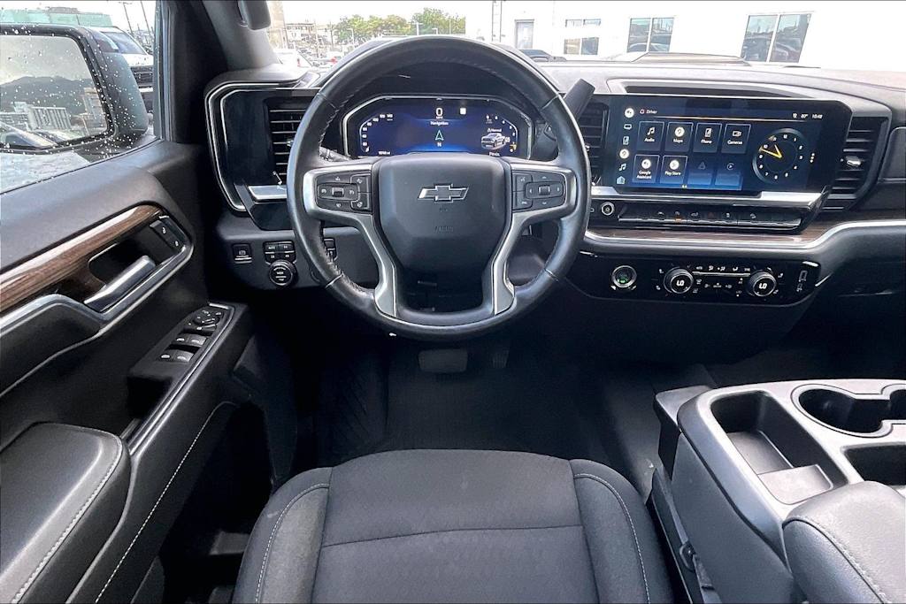 Thumbnail: 2022 Chevrolet Silverado 1500 - 14