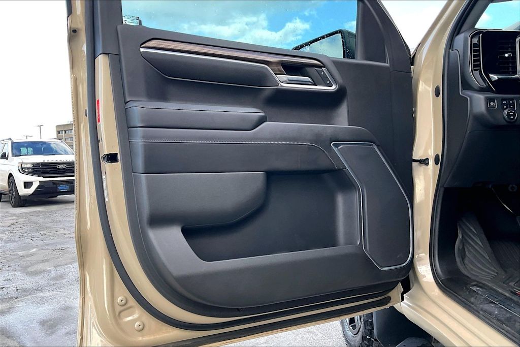 Thumbnail: 2022 Chevrolet Silverado 1500 - 27