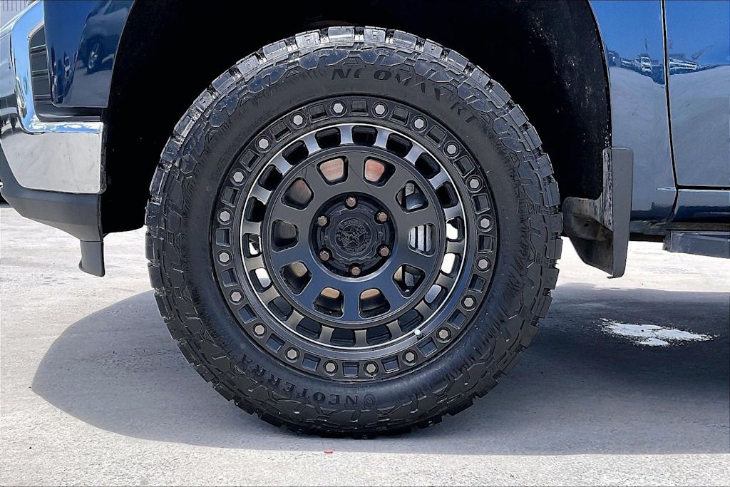 Thumbnail: 2022 Chevrolet Silverado 1500 - 8