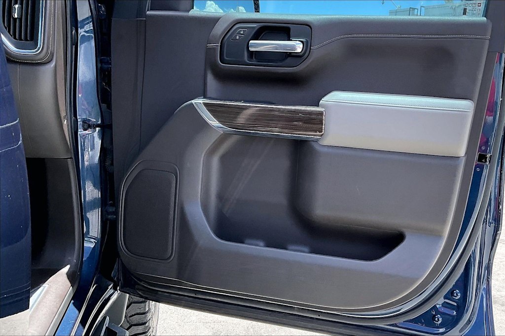 Thumbnail: 2022 Chevrolet Silverado 1500 - 28