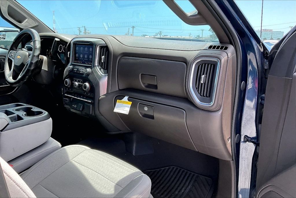 Thumbnail: 2022 Chevrolet Silverado 1500 - 15