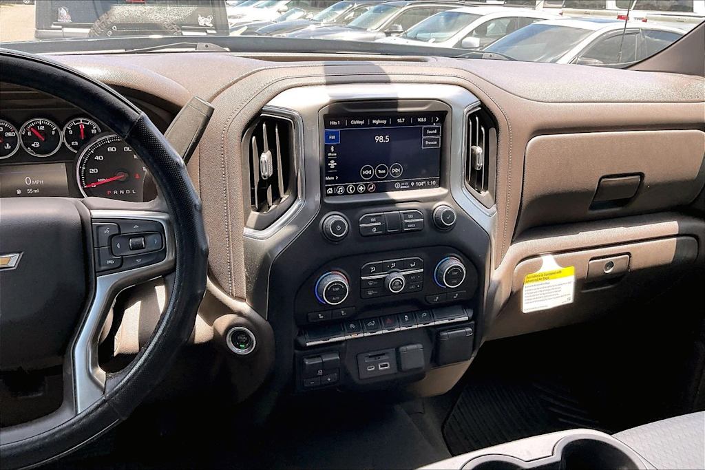 Thumbnail: 2022 Chevrolet Silverado 1500 - 16