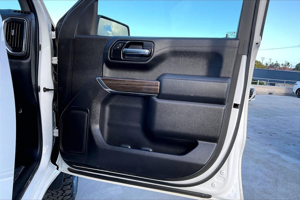 Thumbnail: 2020 Chevrolet Silverado 1500 - 28