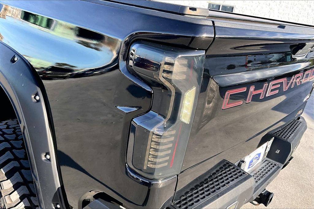 Thumbnail: 2021 Chevrolet Silverado 1500 - 32