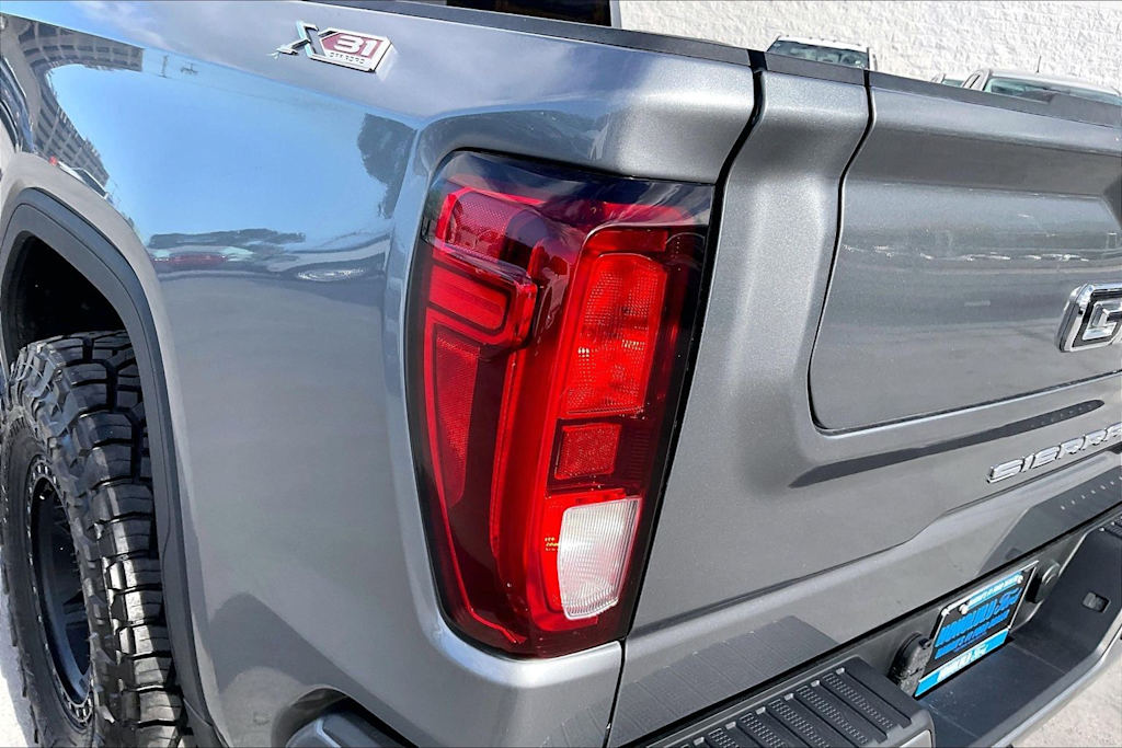 Thumbnail: 2019 GMC Sierra 1500 - 32