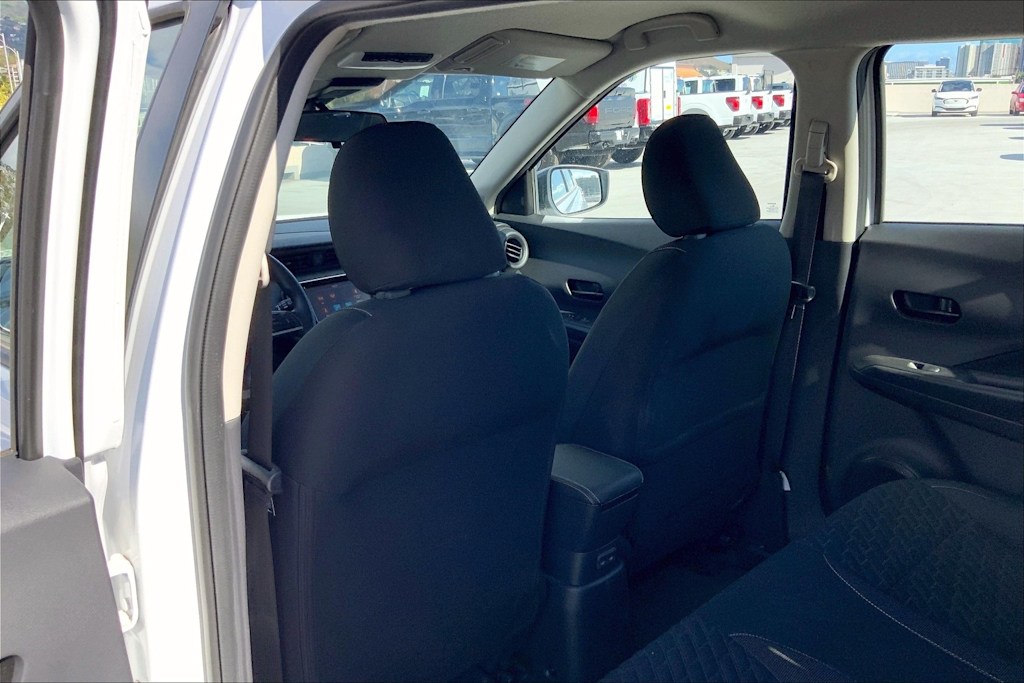 Thumbnail: 2021 Nissan Kicks - 13