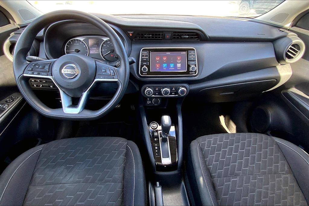 Thumbnail: 2021 Nissan Kicks - 10