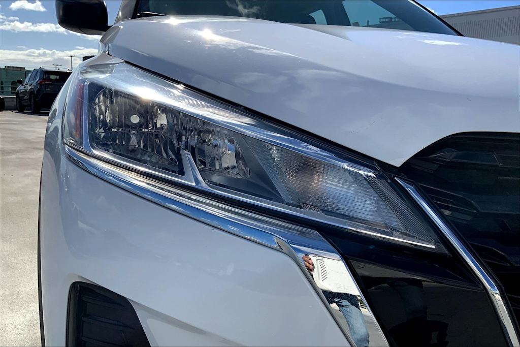 Thumbnail: 2021 Nissan Kicks - 31