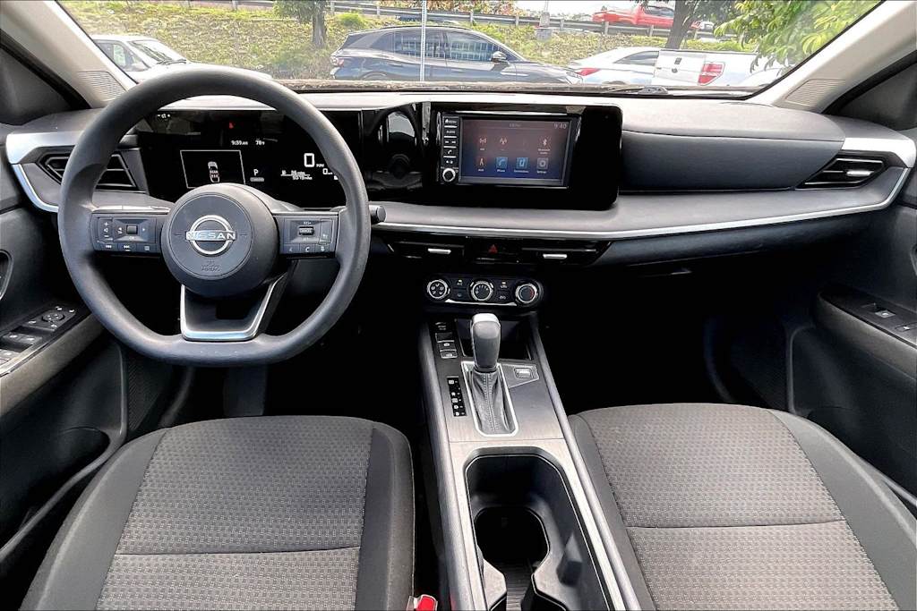 Thumbnail: 2025 Nissan Kicks - 10