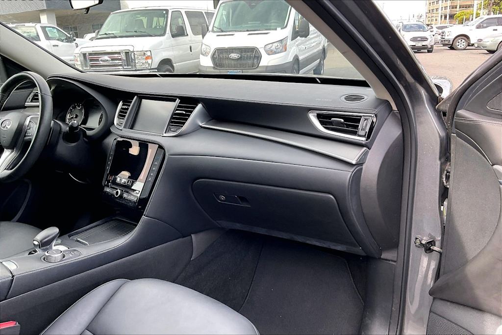 Thumbnail: 2019 INFINITI QX50 - 24