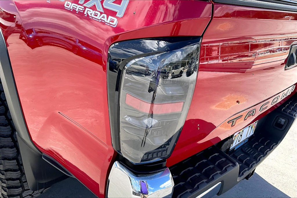 Thumbnail: 2023 Toyota Tacoma - 32