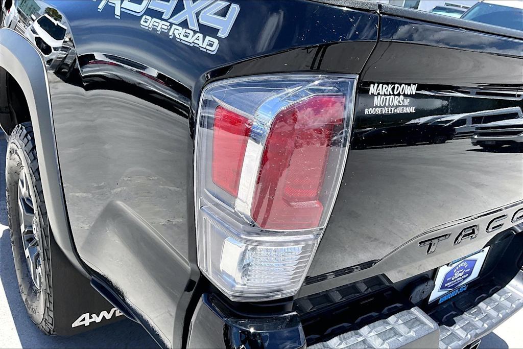 Thumbnail: 2023 Toyota Tacoma - 33