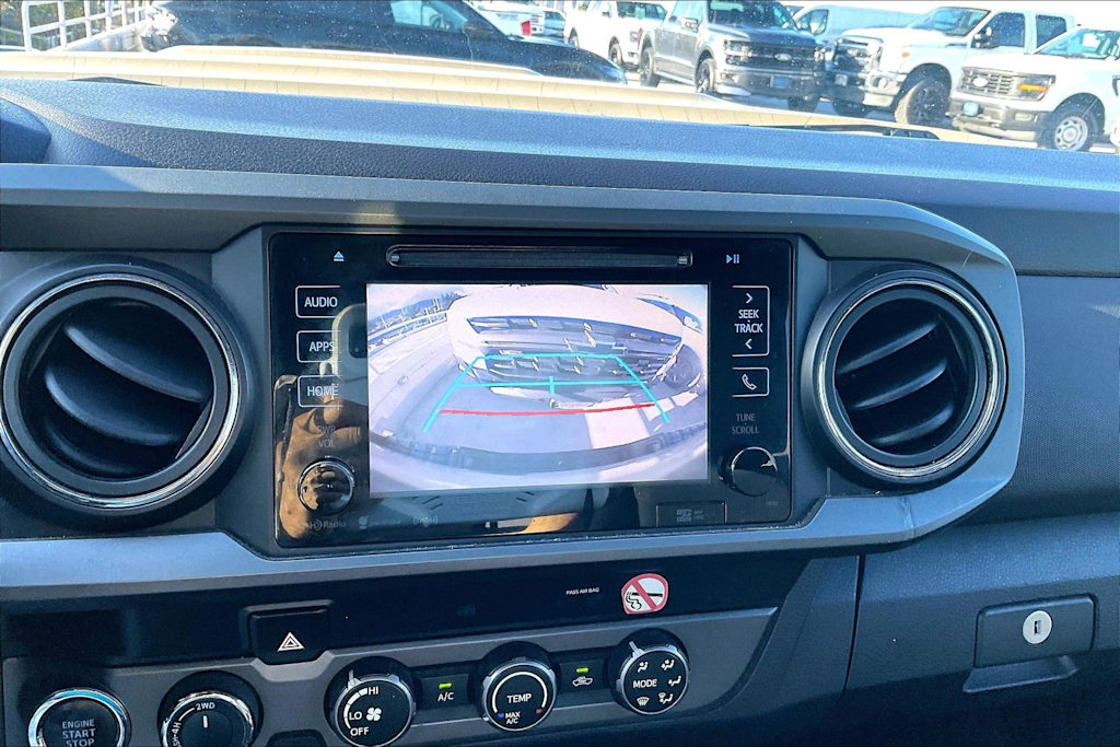 Thumbnail: 2019 Toyota Tacoma - 27