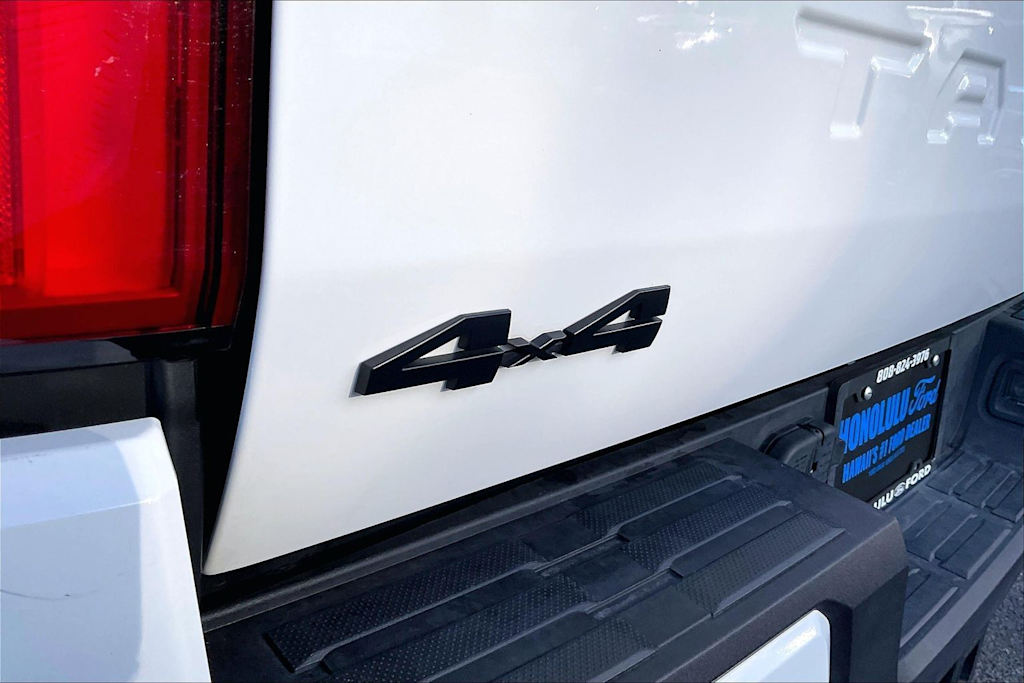 Thumbnail: 2024 Toyota Tacoma - 7