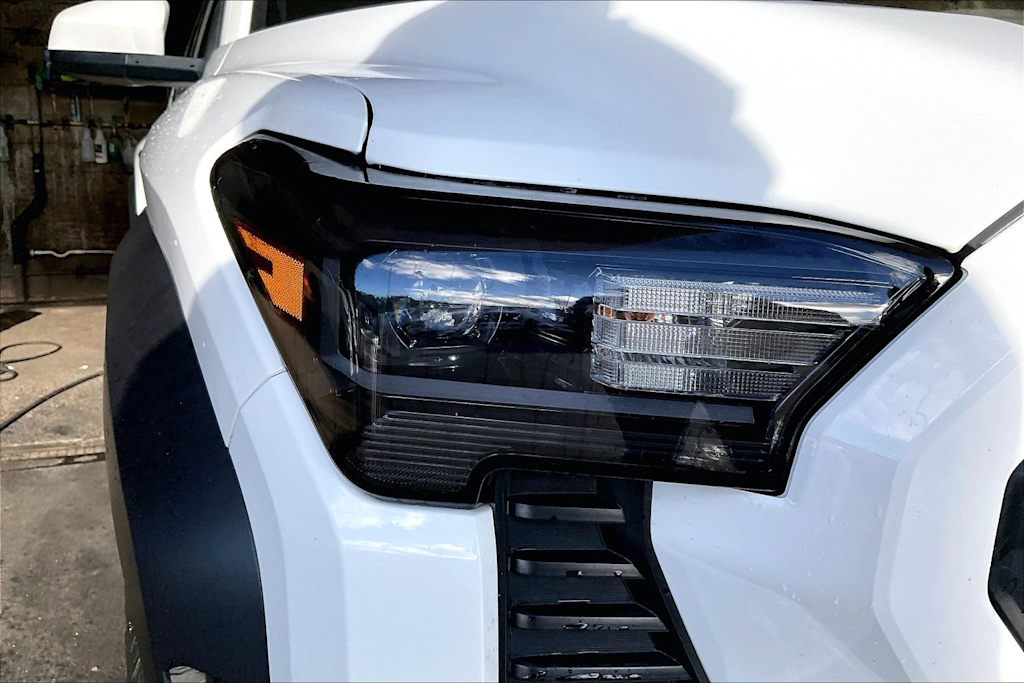 Thumbnail: 2024 Toyota Tacoma - 31