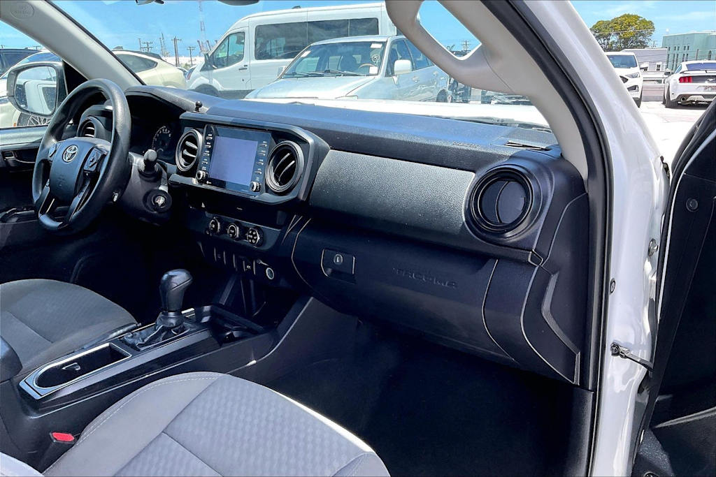 Thumbnail: 2022 Toyota Tacoma - 24