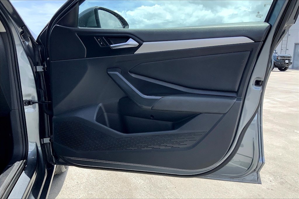 Thumbnail: 2021 Volkswagen Jetta - 28
