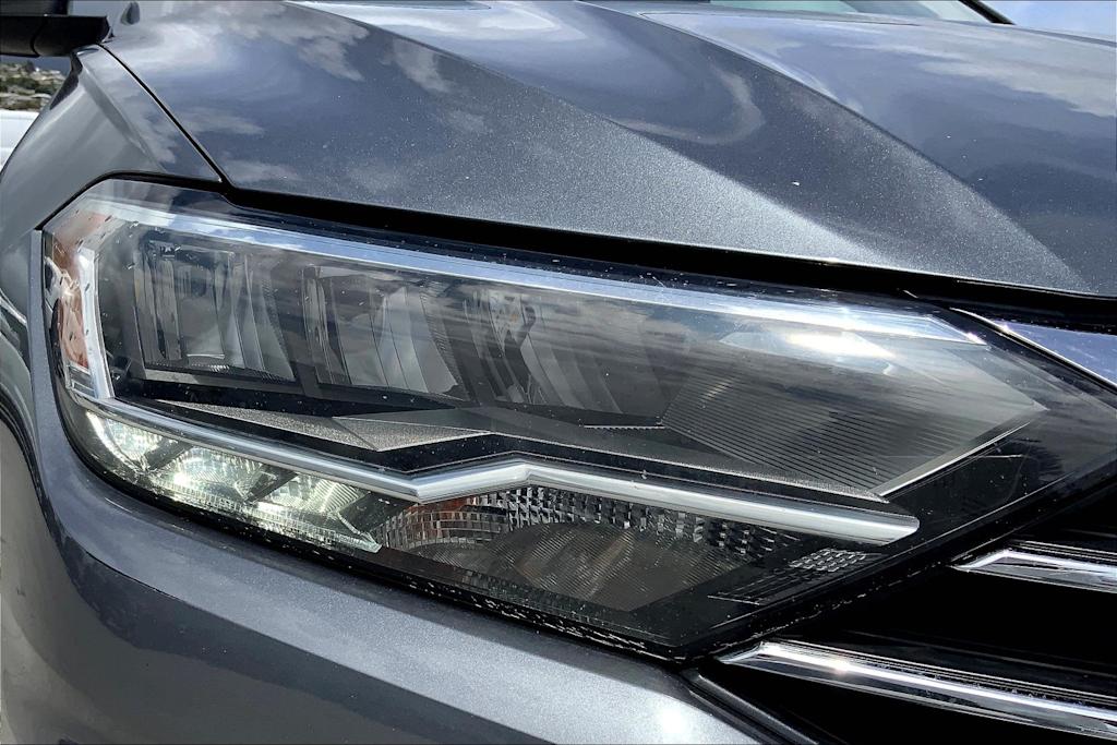 Thumbnail: 2021 Volkswagen Jetta - 31