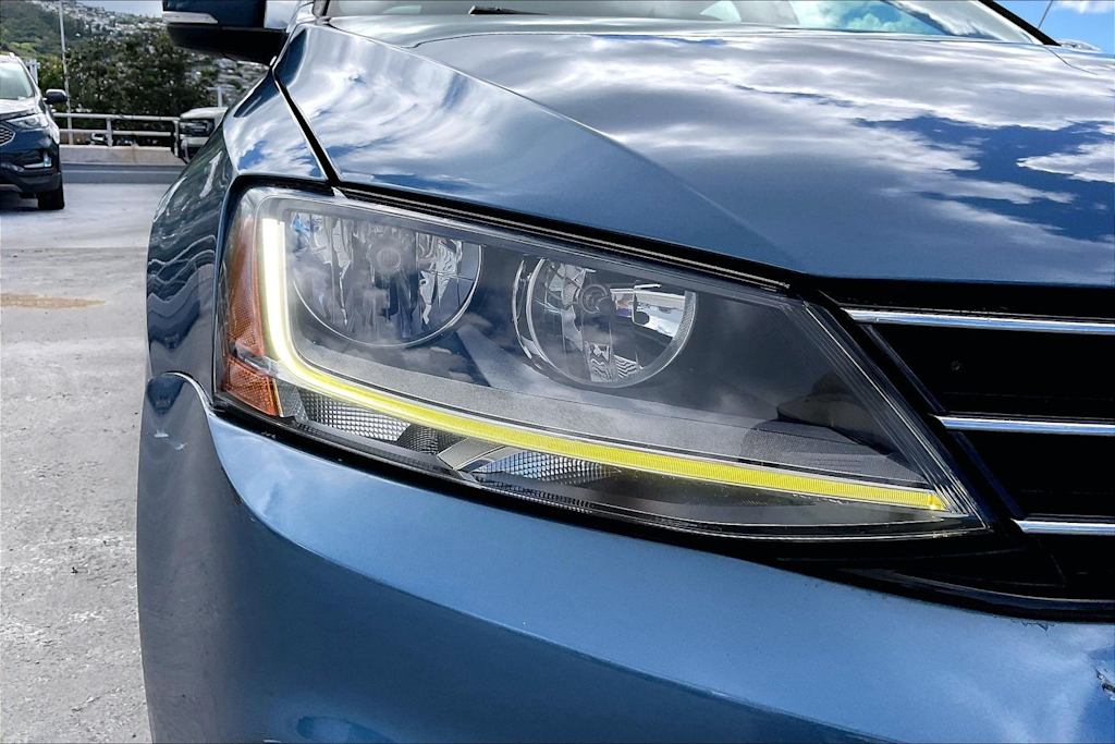 Thumbnail: 2017 Volkswagen Jetta - 31