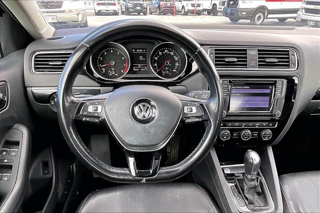 Thumbnail: 2017 Volkswagen Jetta - 14