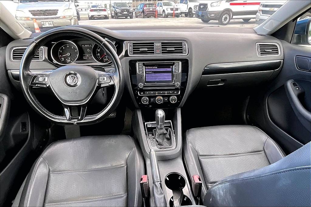 Thumbnail: 2017 Volkswagen Jetta - 10