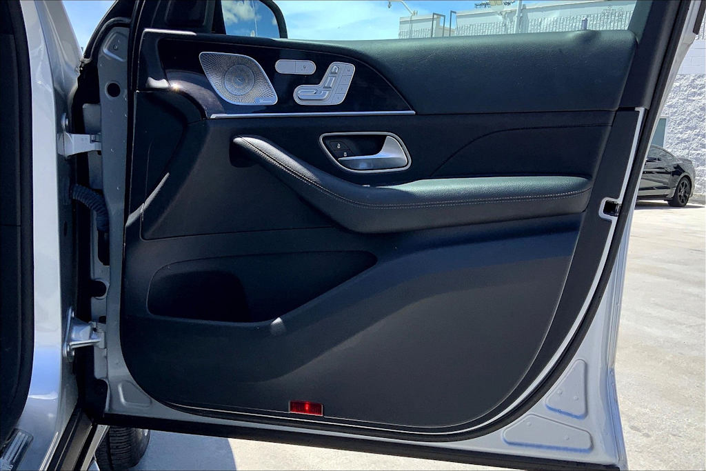 Thumbnail: 2020 Mercedes-Benz GLE - 28