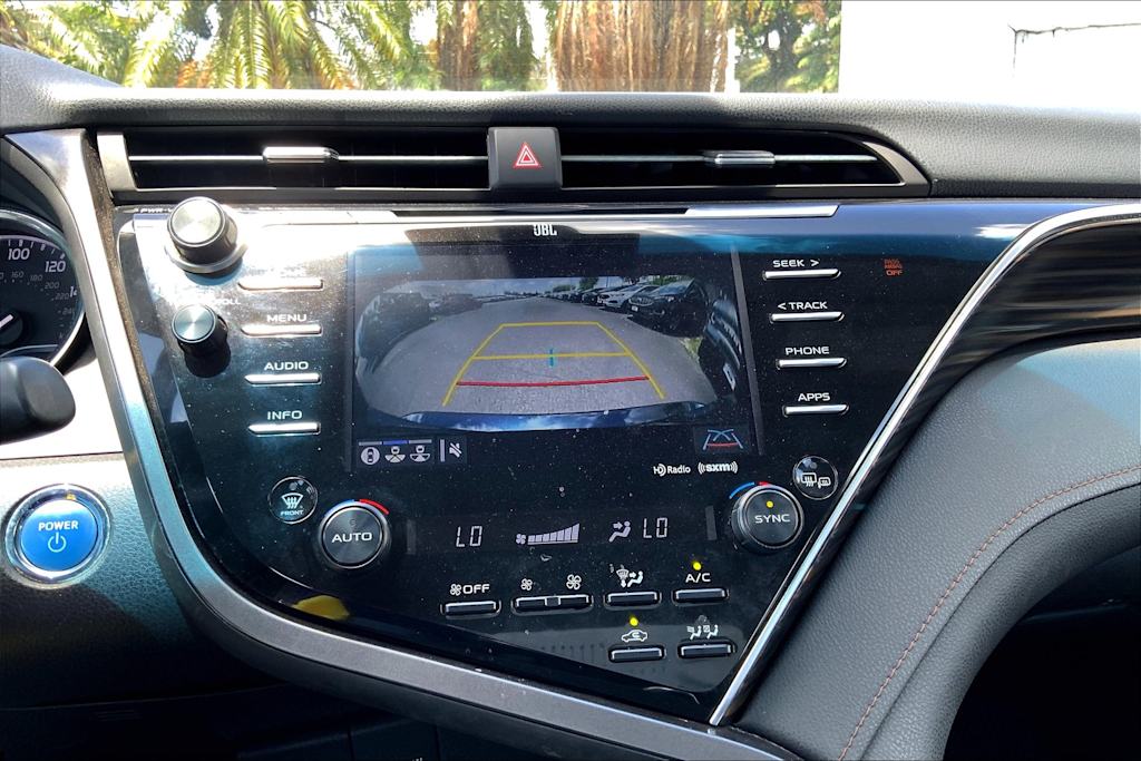 2018 Toyota Camry XLE 26