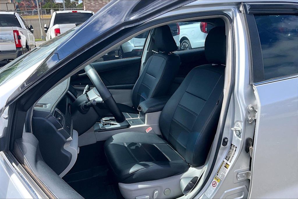 Thumbnail: 2012 Toyota Camry - 11