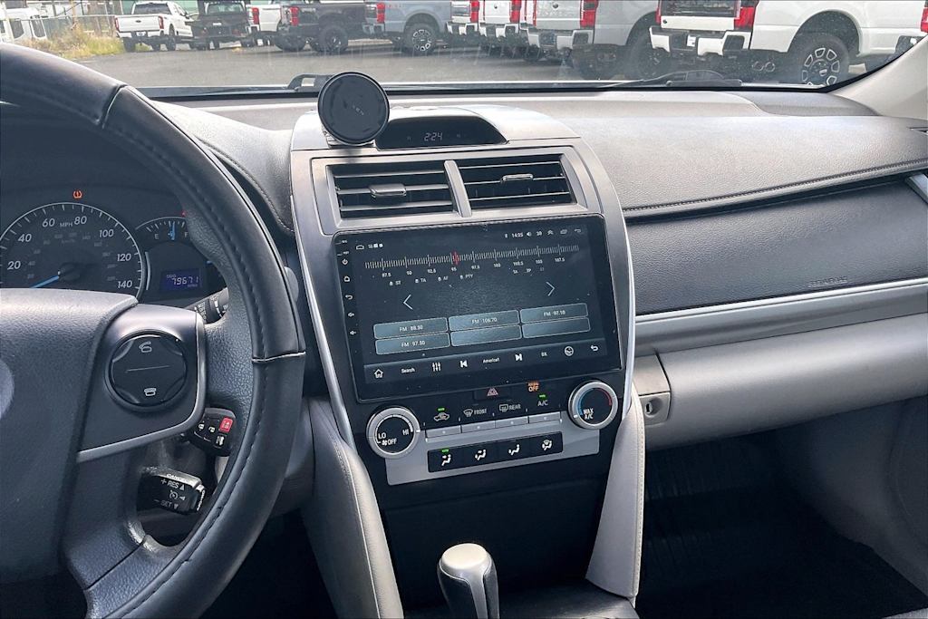 Thumbnail: 2012 Toyota Camry - 16