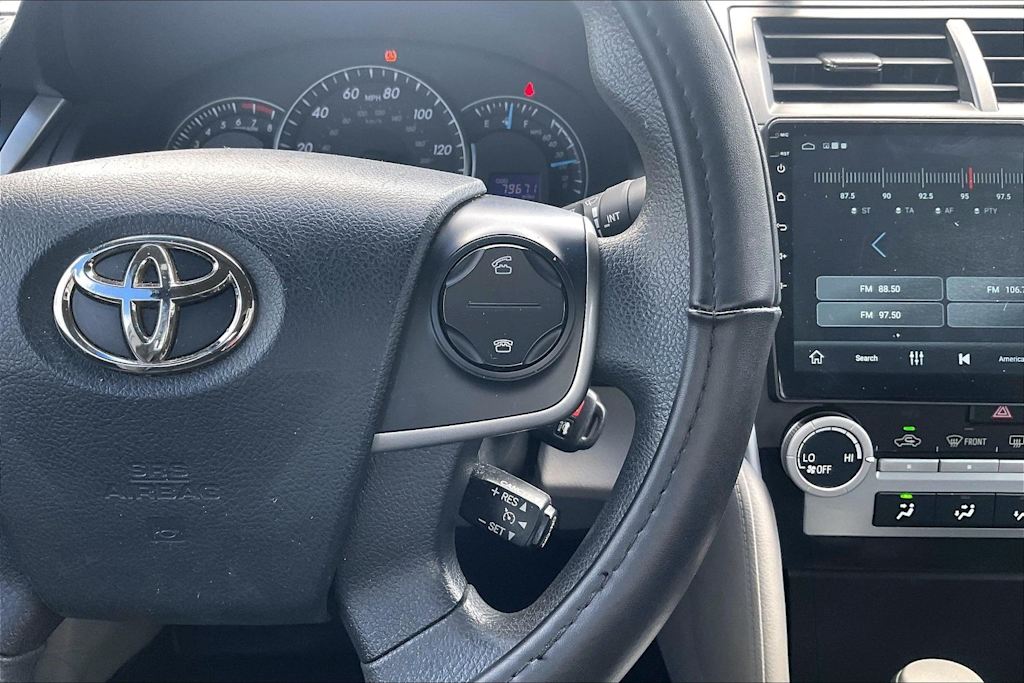 Thumbnail: 2012 Toyota Camry - 25