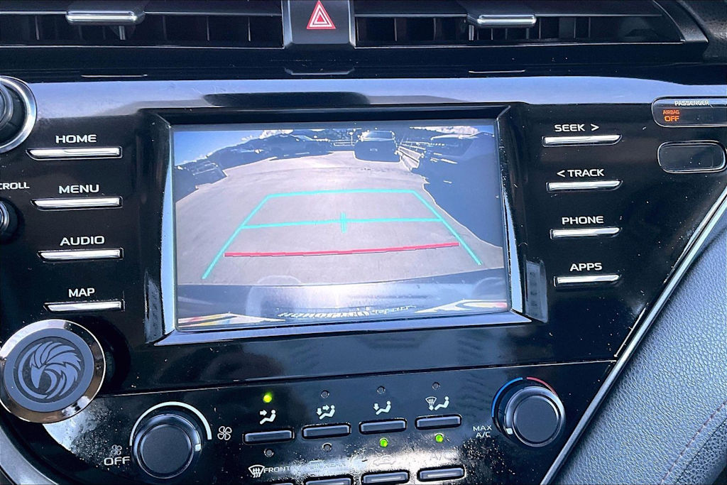 Thumbnail: 2020 Toyota Camry - 16
