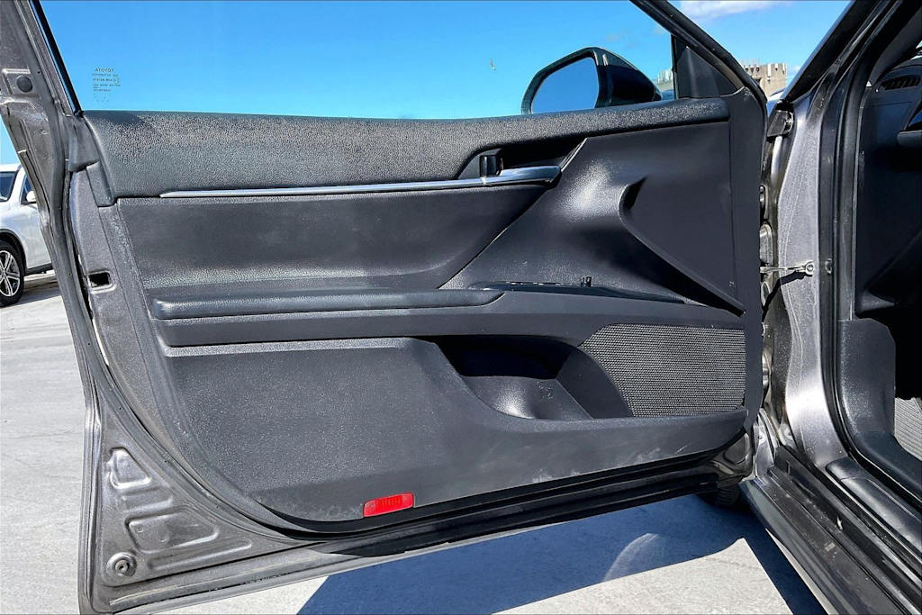 Thumbnail: 2020 Toyota Camry - 28