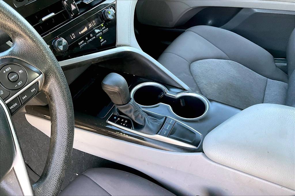 Thumbnail: 2023 Toyota Camry - 17