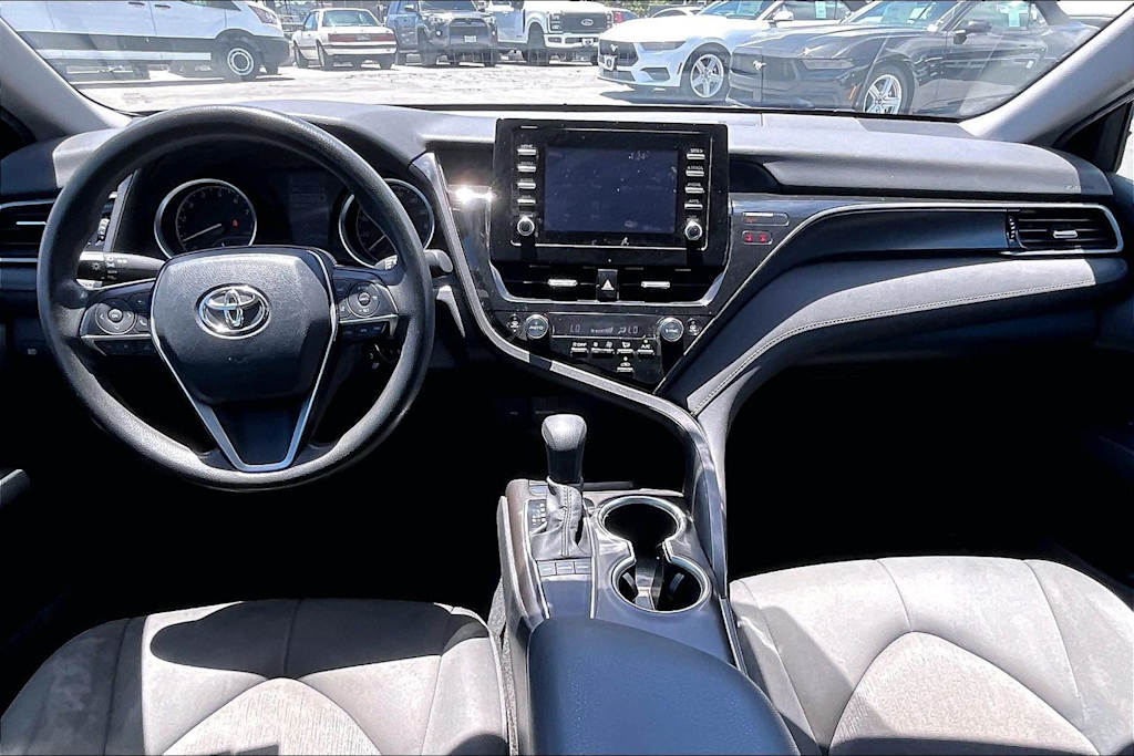 Thumbnail: 2022 Toyota Camry - 10