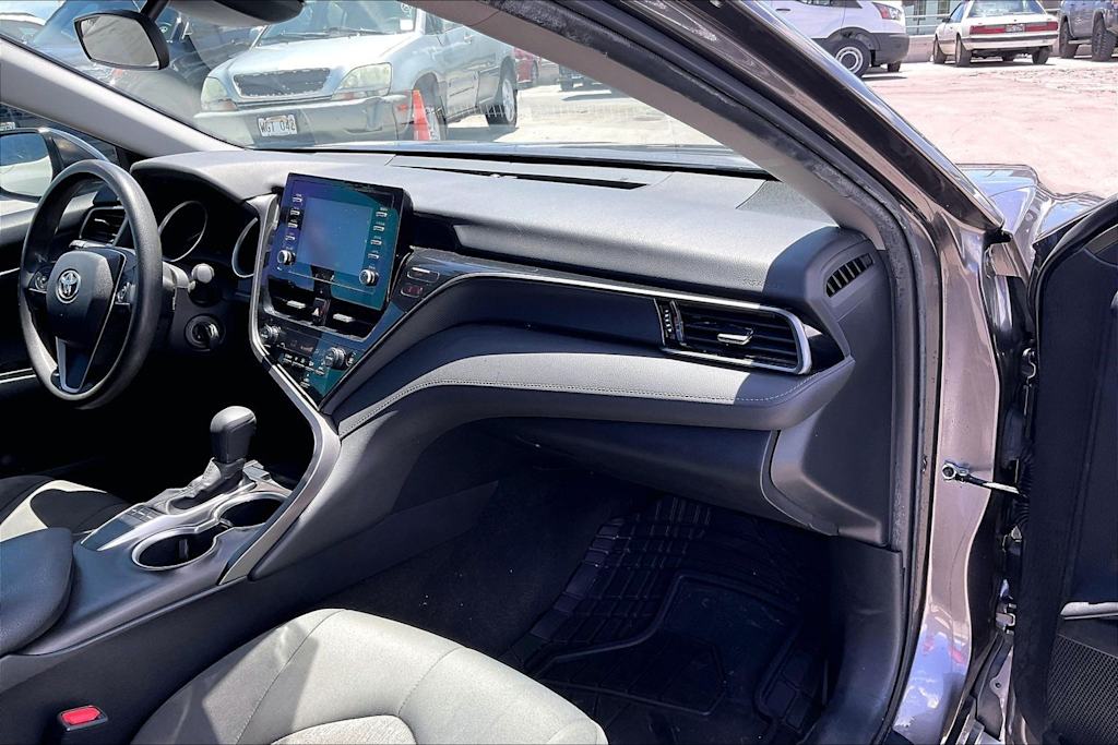 Thumbnail: 2022 Toyota Camry - 15
