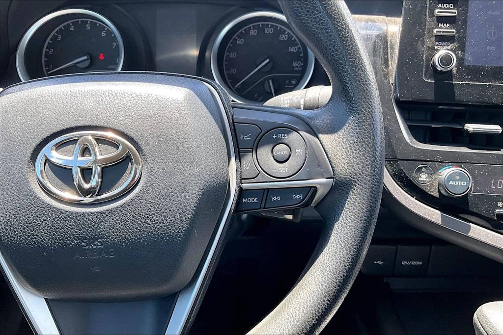 Thumbnail: 2022 Toyota Camry - 25