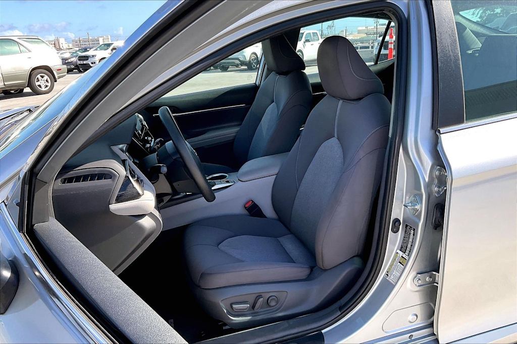 Thumbnail: 2021 Toyota Camry - 11