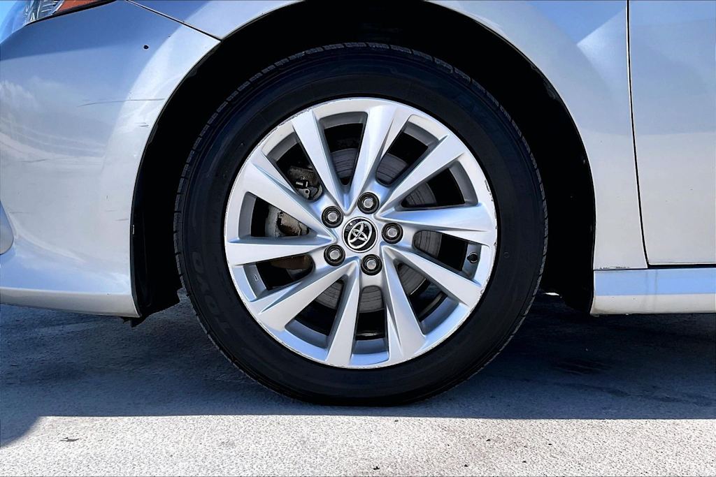 Thumbnail: 2021 Toyota Camry - 8