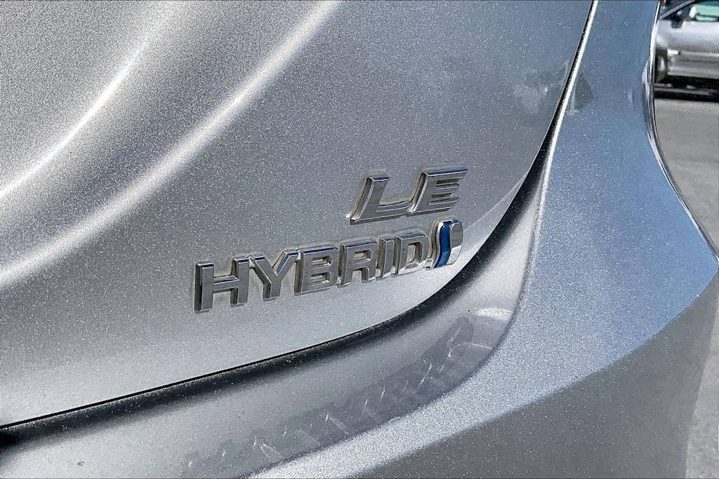 Thumbnail: 2021 Toyota Camry - 7