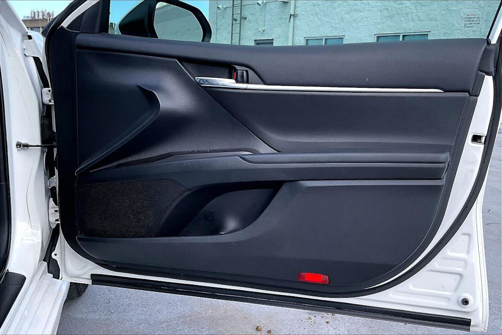 Thumbnail: 2022 Toyota Camry - 28