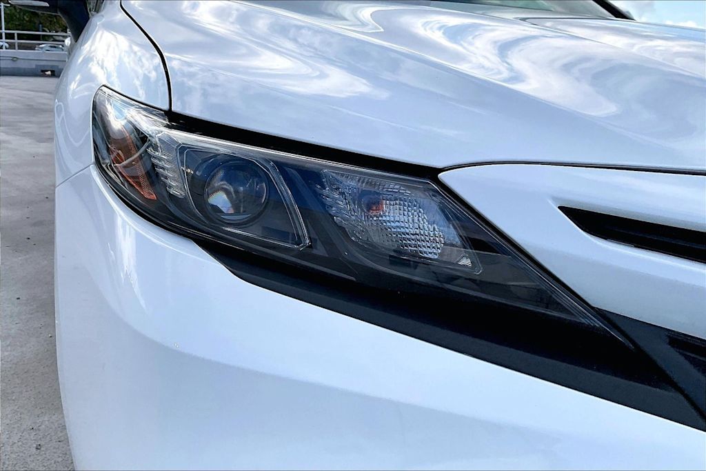 Thumbnail: 2022 Toyota Camry - 31