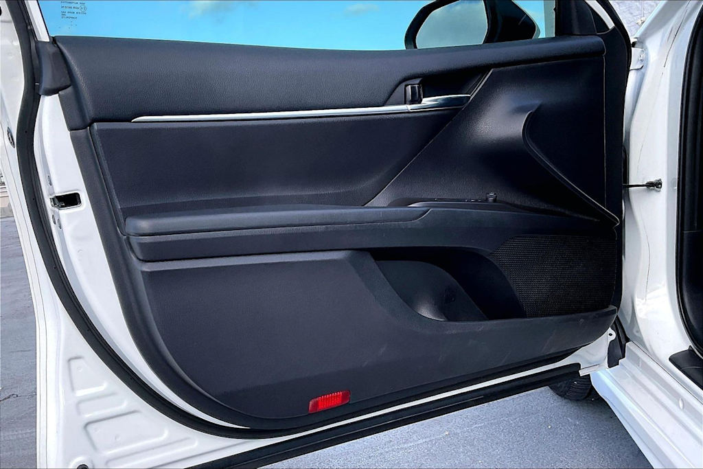 Thumbnail: 2022 Toyota Camry - 27
