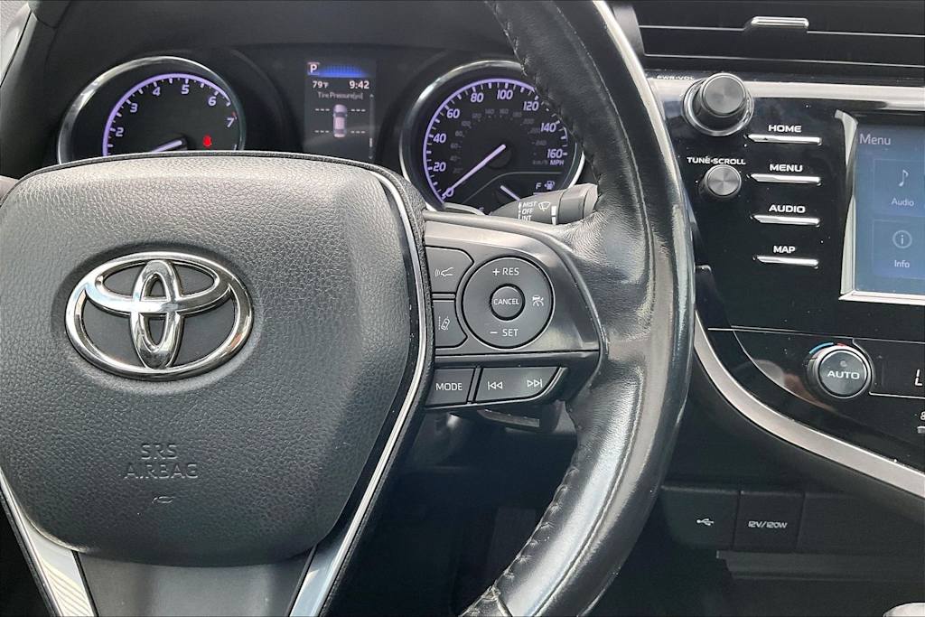 Thumbnail: 2020 Toyota Camry - 25