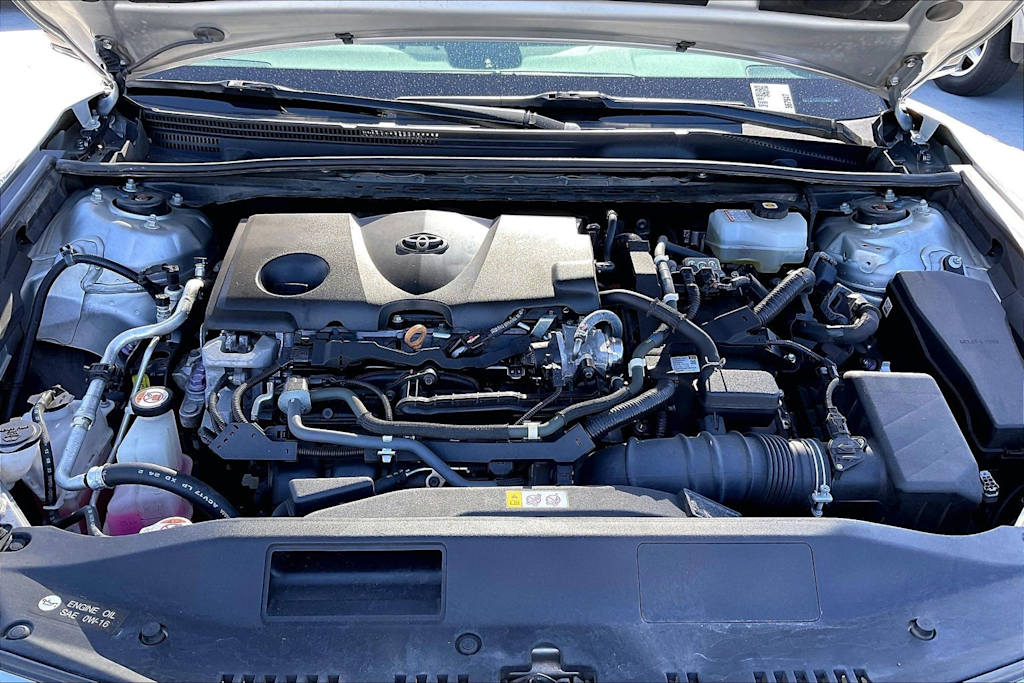 Thumbnail: 2021 Toyota Camry - 9