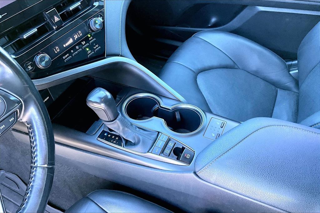 Thumbnail: 2021 Toyota Camry - 17