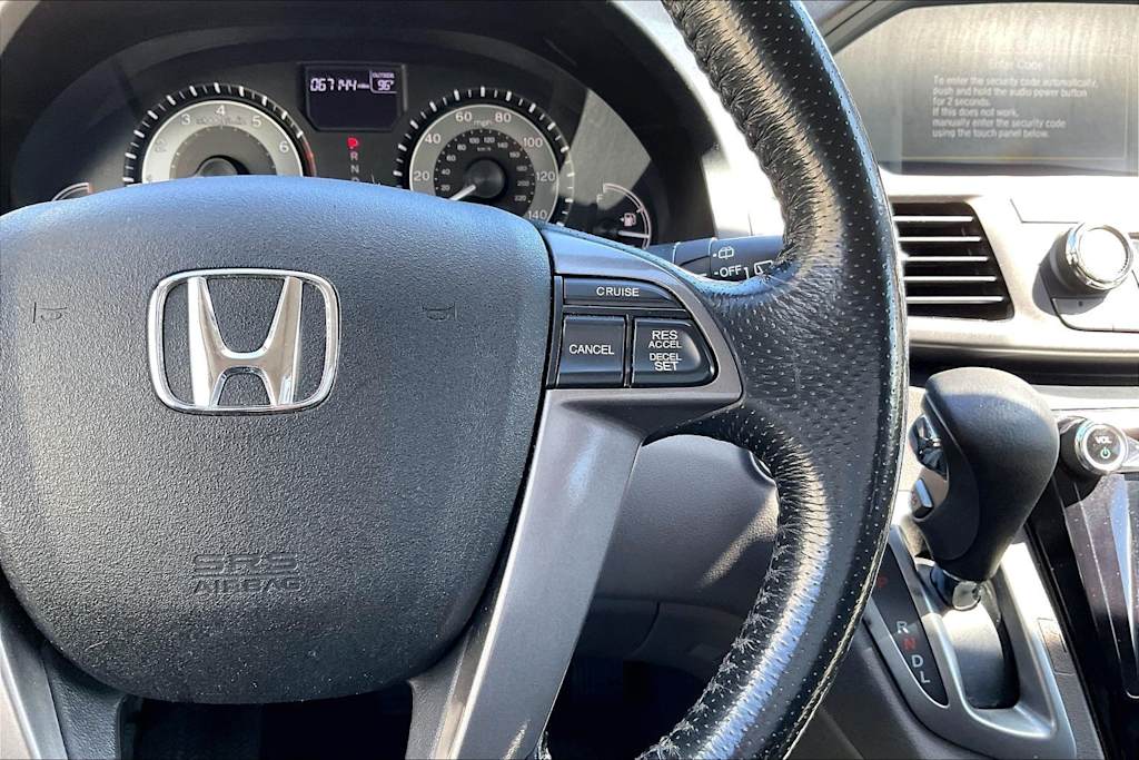 Thumbnail: 2015 Honda Odyssey - 26